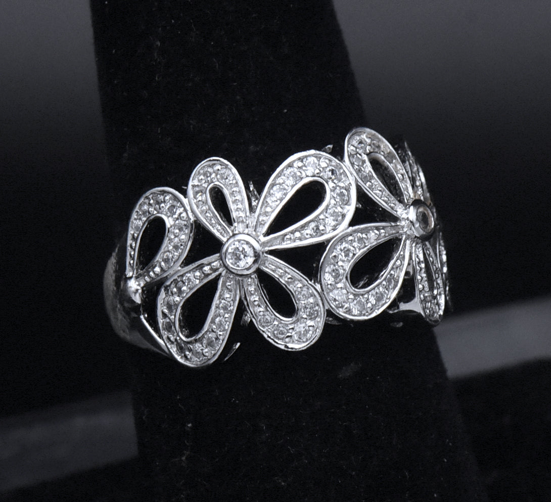 Floral Design Sterling Silver CZ Ring - Size 7