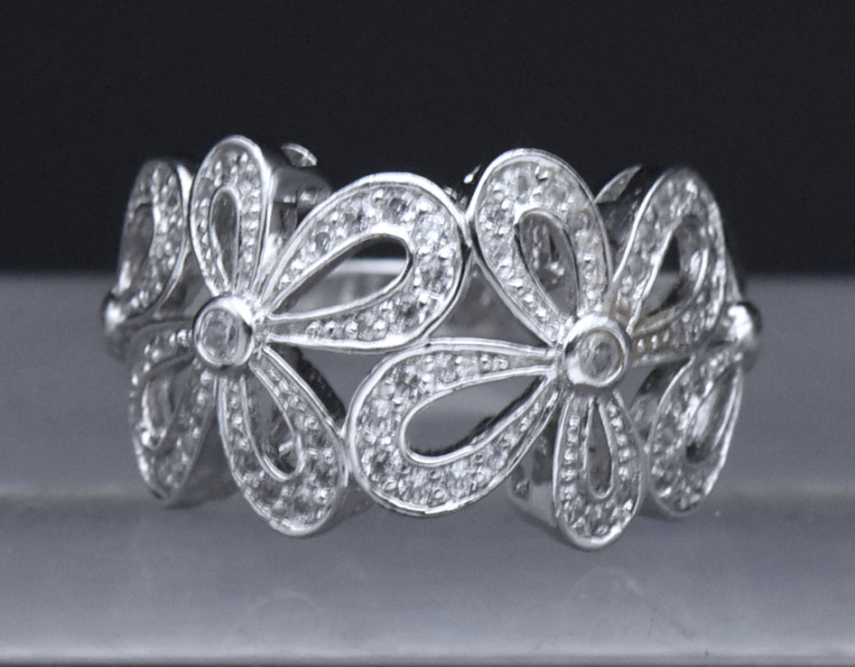Floral Design Sterling Silver CZ Ring - Size 7