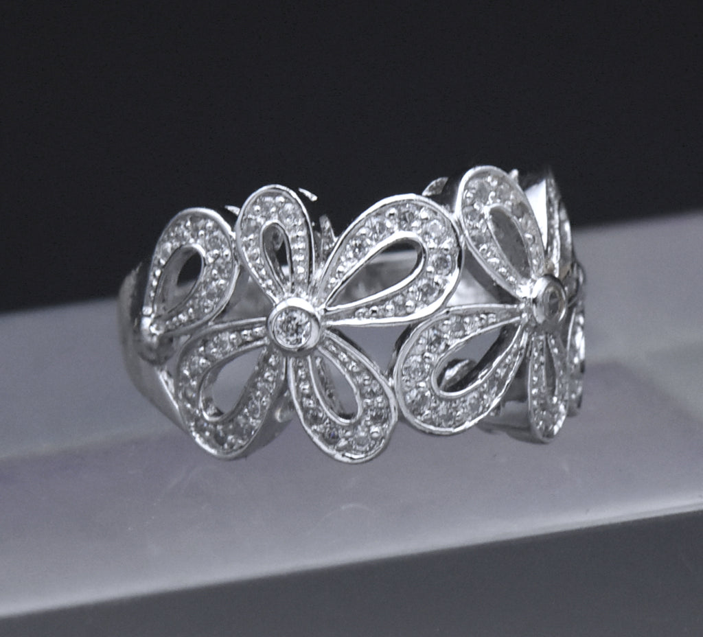 Floral Design Sterling Silver CZ Ring - Size 7
