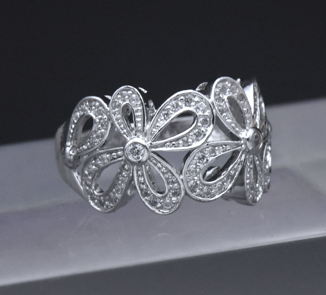 Floral Design Sterling Silver CZ Ring - Size 7