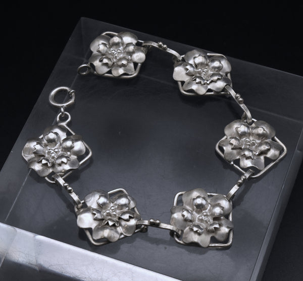 Vintage Handmade Sterling Silver Floral Bracelet - 7"