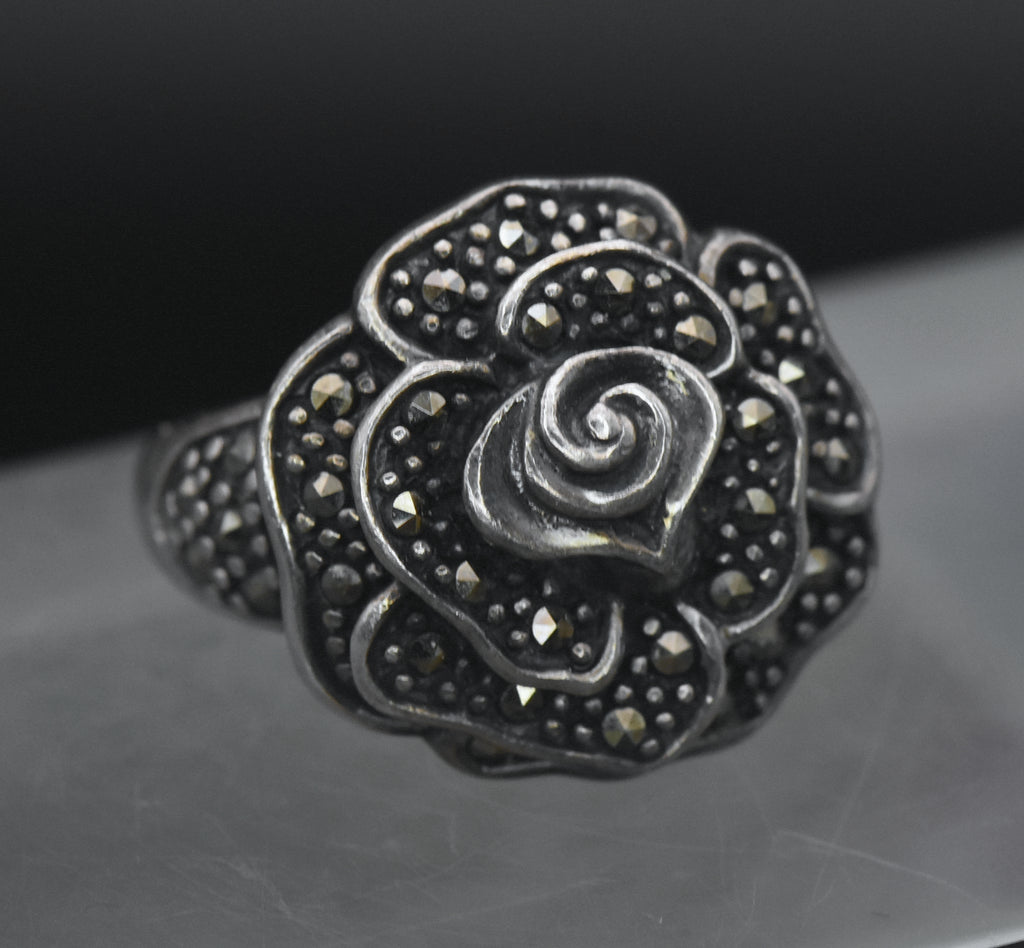 Vintage Sterling Silver Floral Marcasite Ring - Size 7