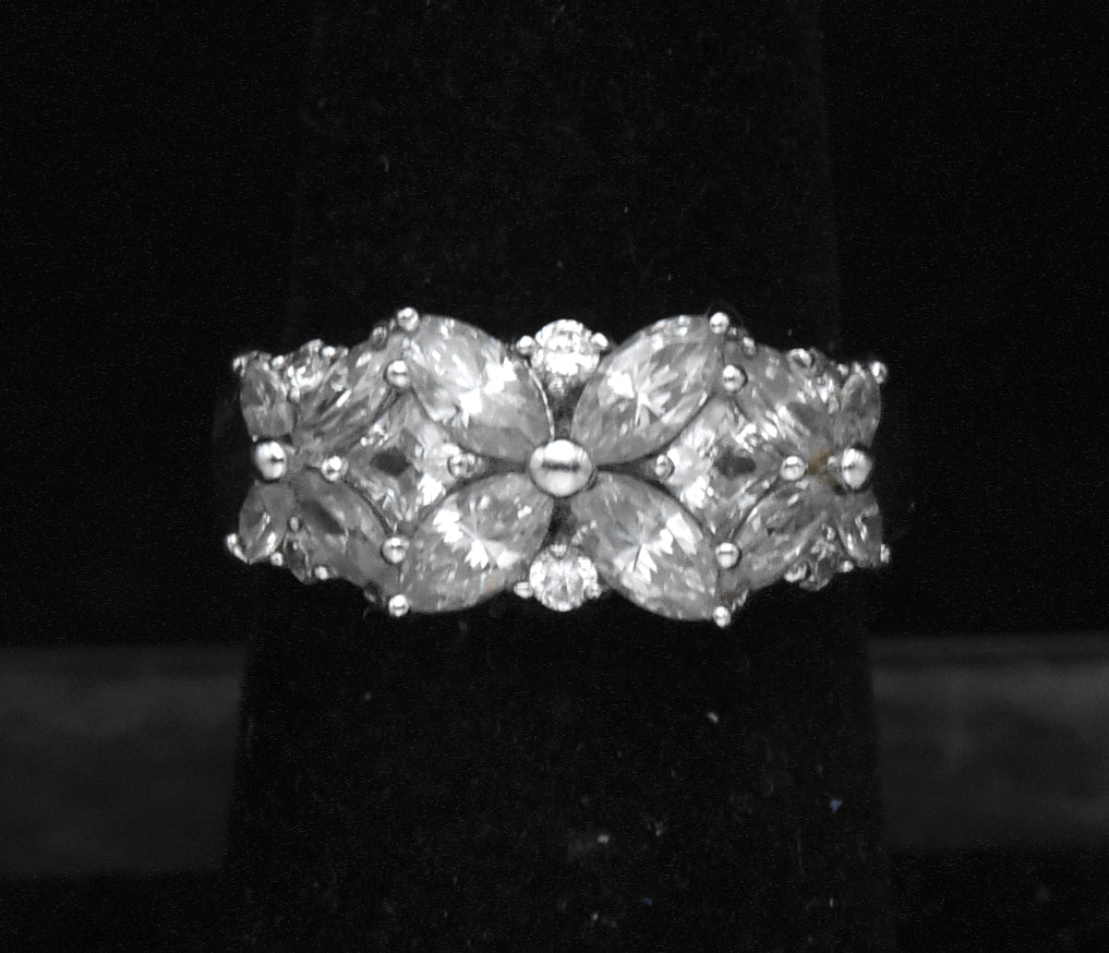 Diamonique - Sterling Silver Floral Design Cubic Zirconia Ring - Size 6.25