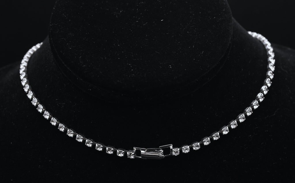 Vintage Silver Tone Rhinestone and Faux Pearl Necklace - 15.5"