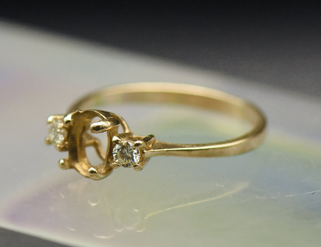 Vintage 14k Gold and Diamonds Semi-Mount Ring - Size 4