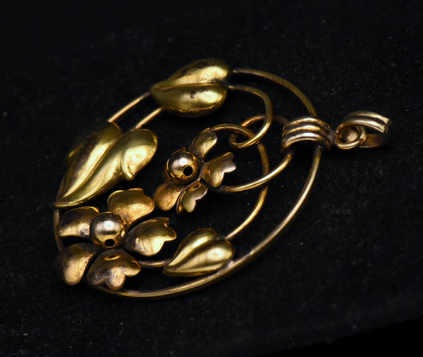 Carl-Art - Vintage Gold Filled Floral Pendant