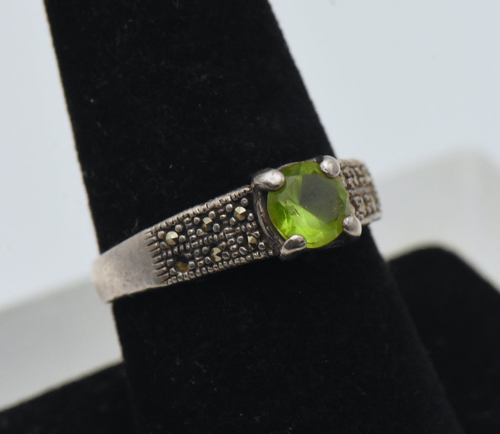 Vintage Sterling Silver Marcasite and Green Glass Ring - Size 8