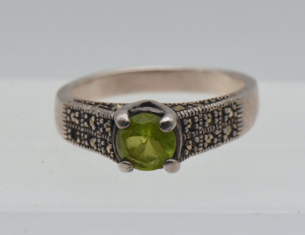 Vintage Sterling Silver Marcasite and Green Glass Ring - Size 8