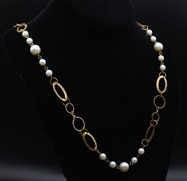 Vintage Gold Tone Metal and Faux Pearl Chain Link Necklace - 28"