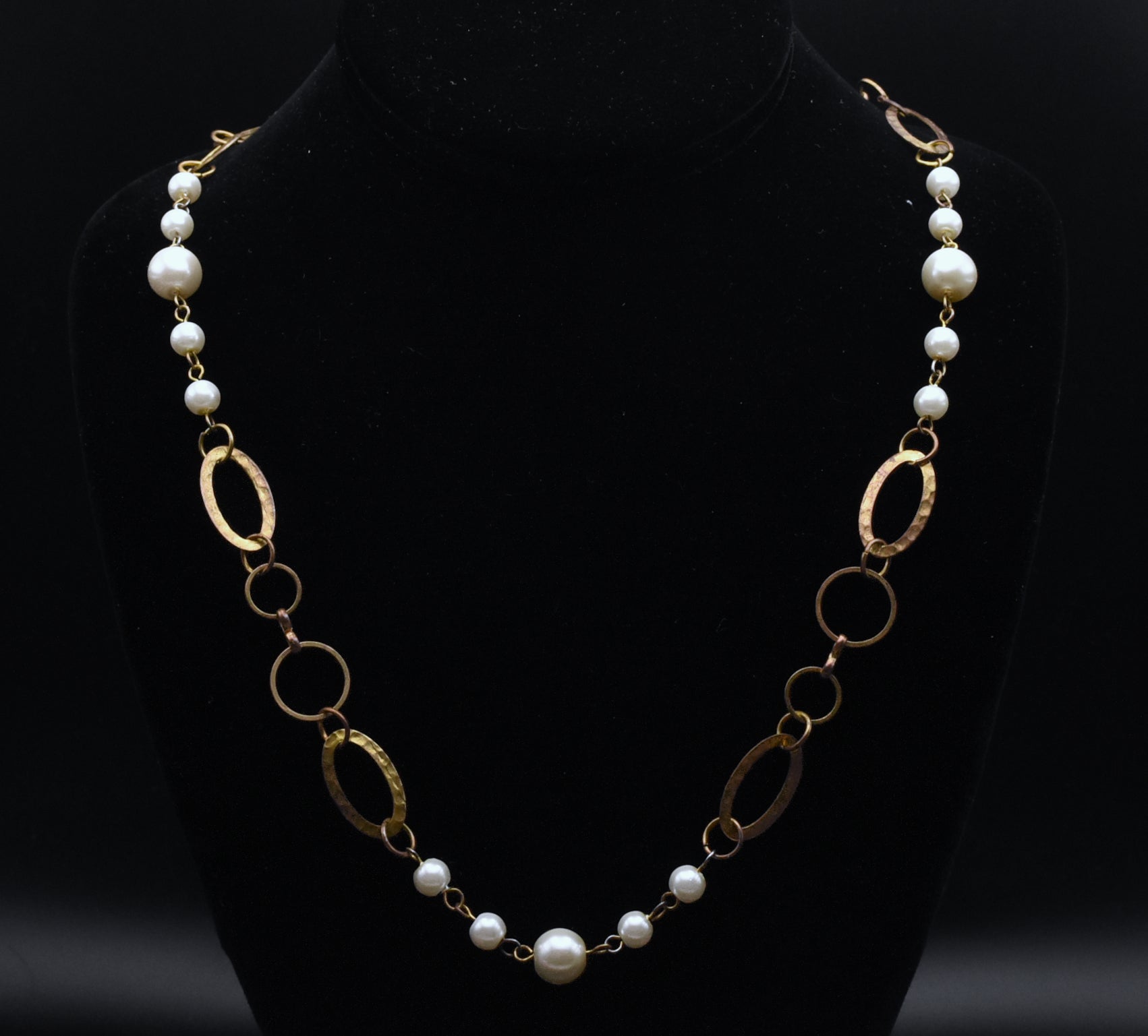 Vintage Gold Tone Metal and Faux Pearl Chain Link Necklace - 28"