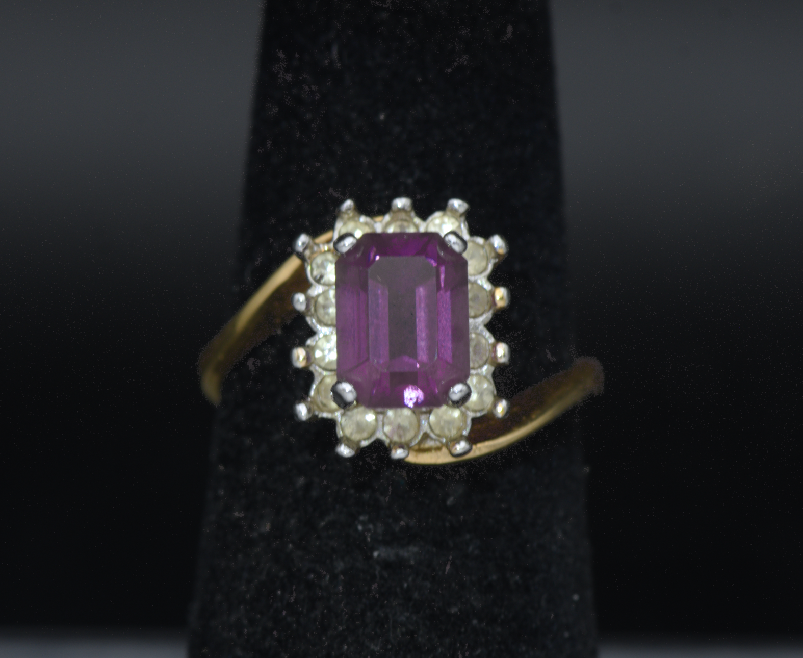 Vintage 18K Gold Plated Imitation Amethyst Halo Ring - Size 5