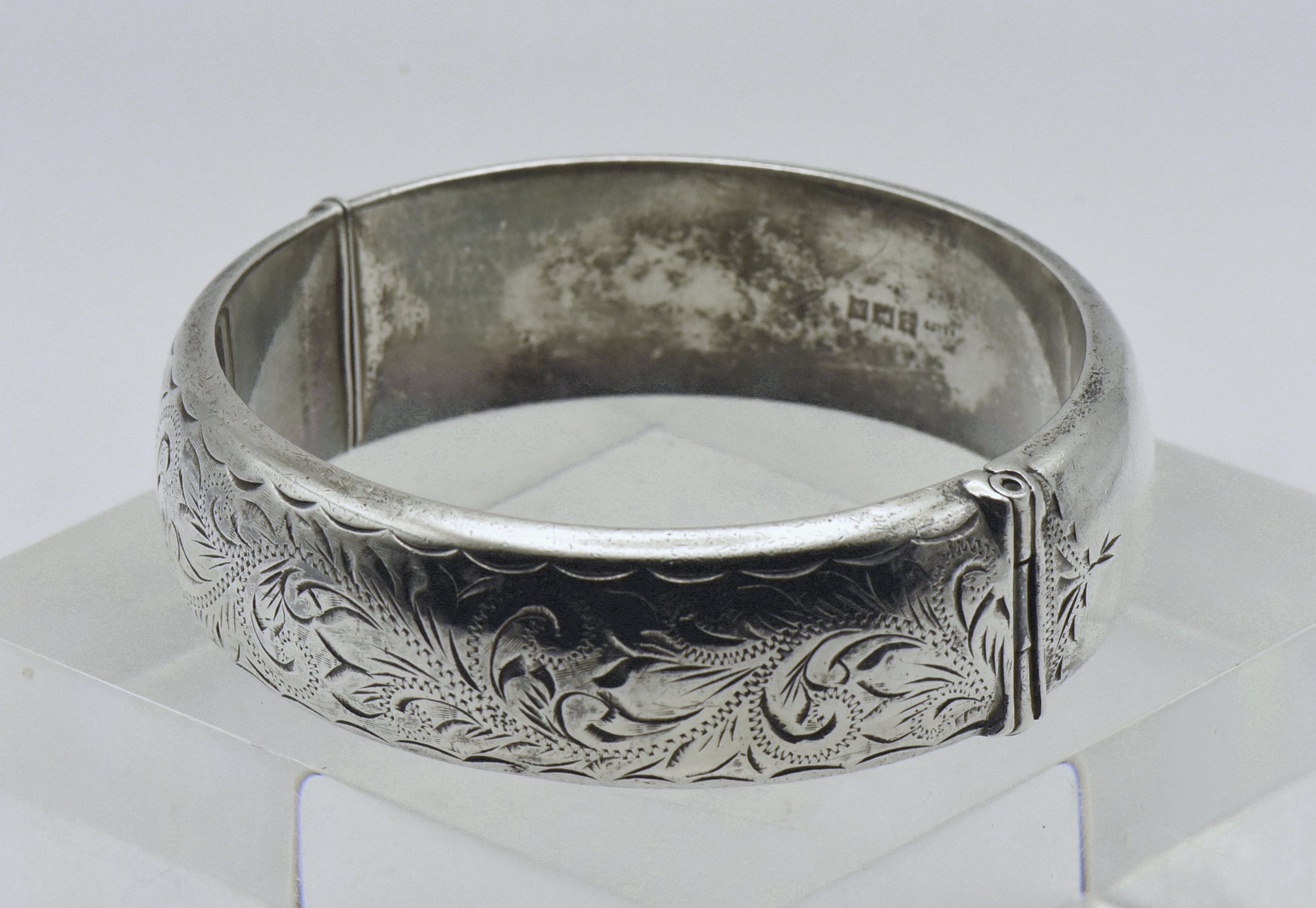 Harrod's - Vintage 1960s English Sterling Silver Wide Hinged Bangle