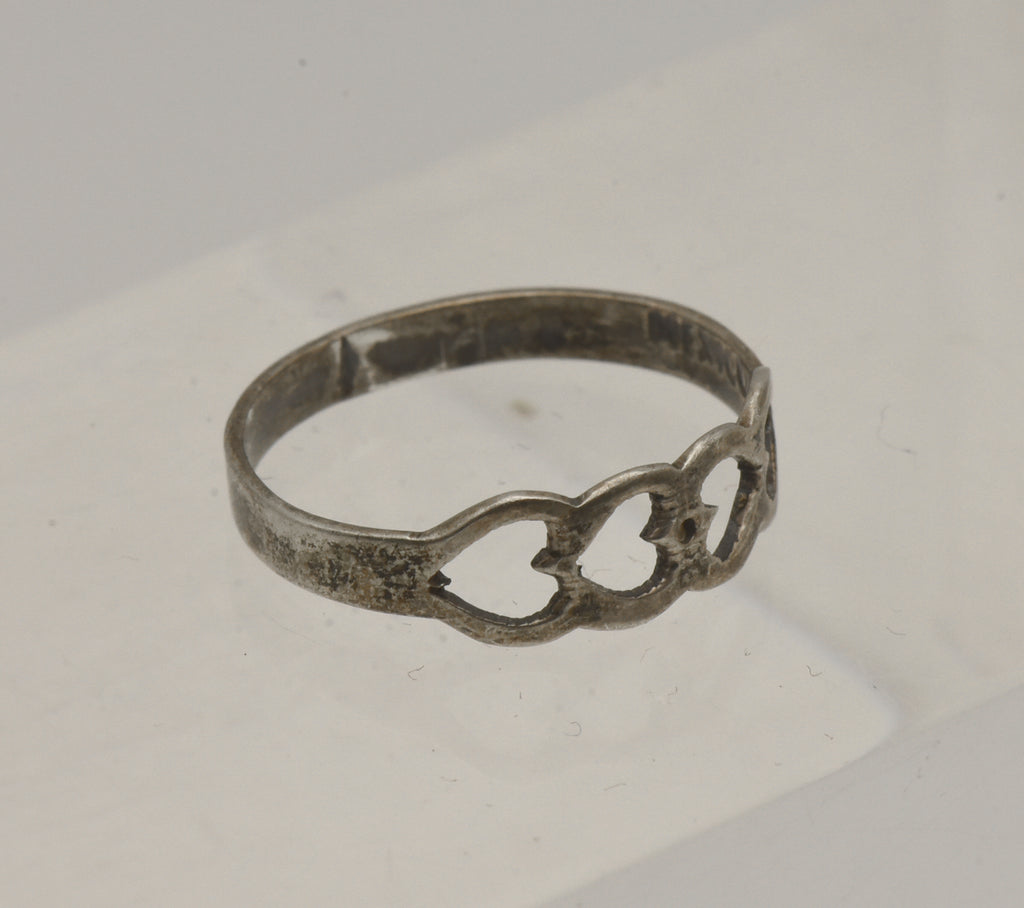Vintage Handmade Hearts Sterling Silver Ring - Size 6.25
