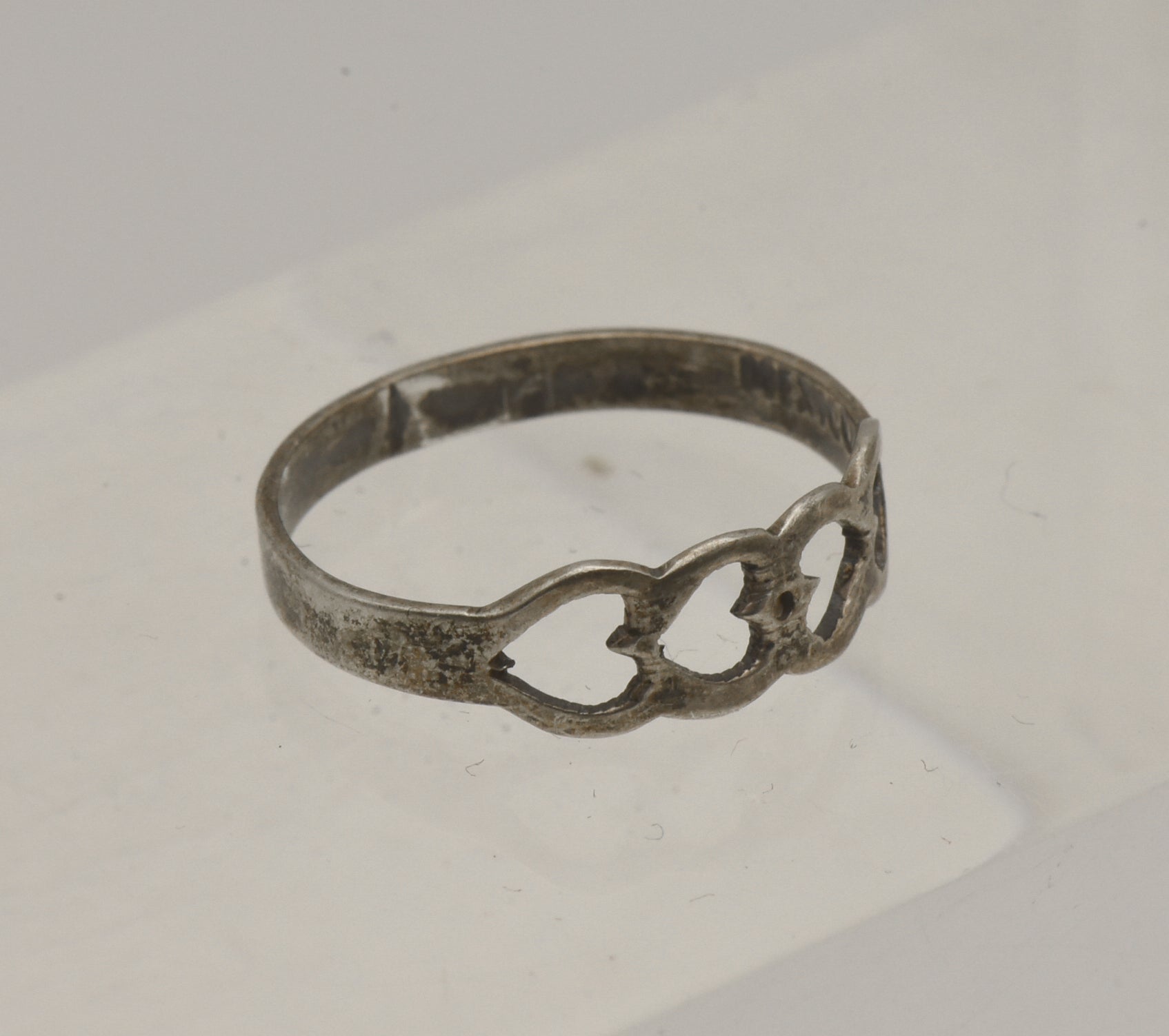 Vintage Handmade Hearts Sterling Silver Ring - Size 6.25