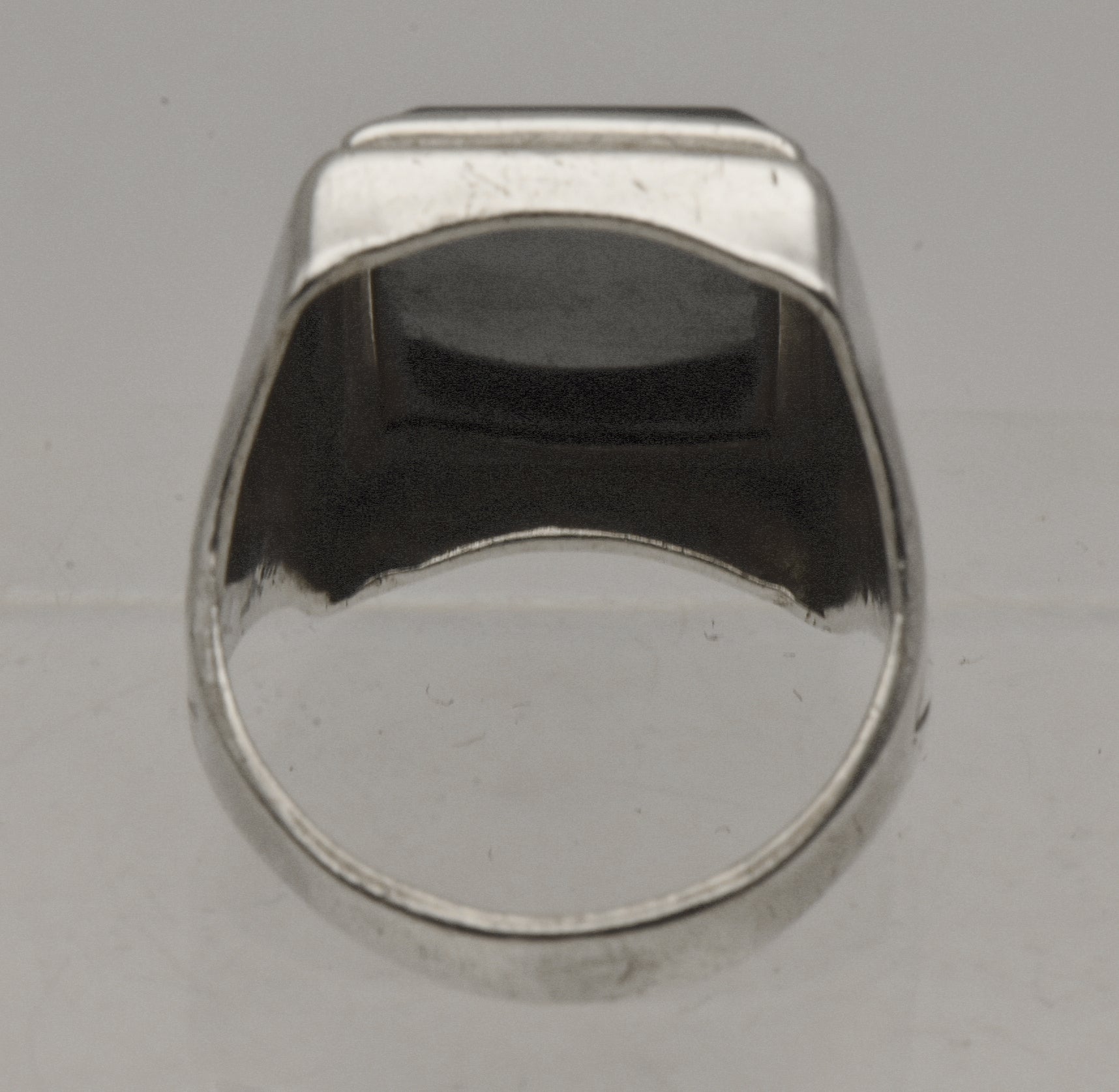 Uncas - Vintage Hematite Sterling Silver Ring - Size 7.5