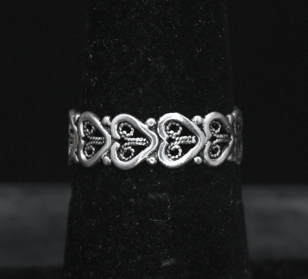 Vintage Sterling Silver Hearts Band - Size 6
