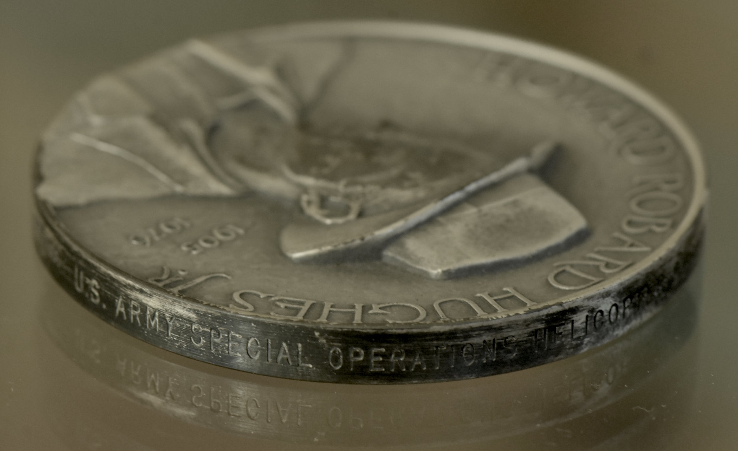 Howard Hughes Memorial Award Medal - .999 Fine Silver, Medallic Art Co., 1994 - 4.685ozt