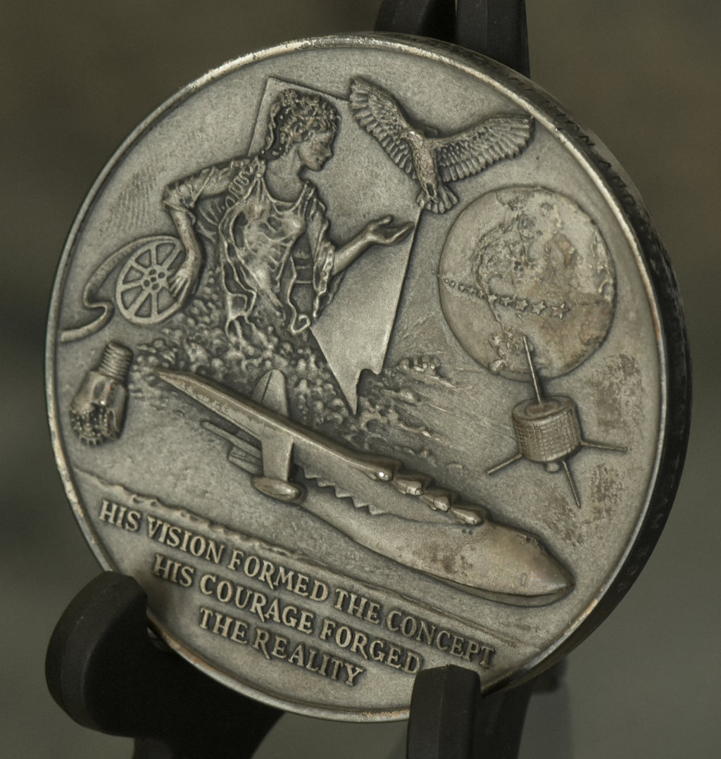 Howard Hughes Memorial Award Medal - .999 Fine Silver, Medallic Art Co., 1994 - 4.685ozt