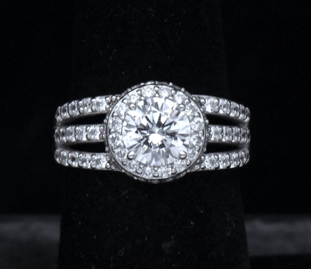 Sterling Silver Cubic Zirconia Halo Ring - Size 6