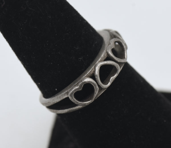 Vintage Handmade Sterling Silver Hearts Ring - Size 6.5