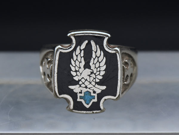 Vintage Eagle Stone and Enamel Silver Plated Ring - Size 10.75