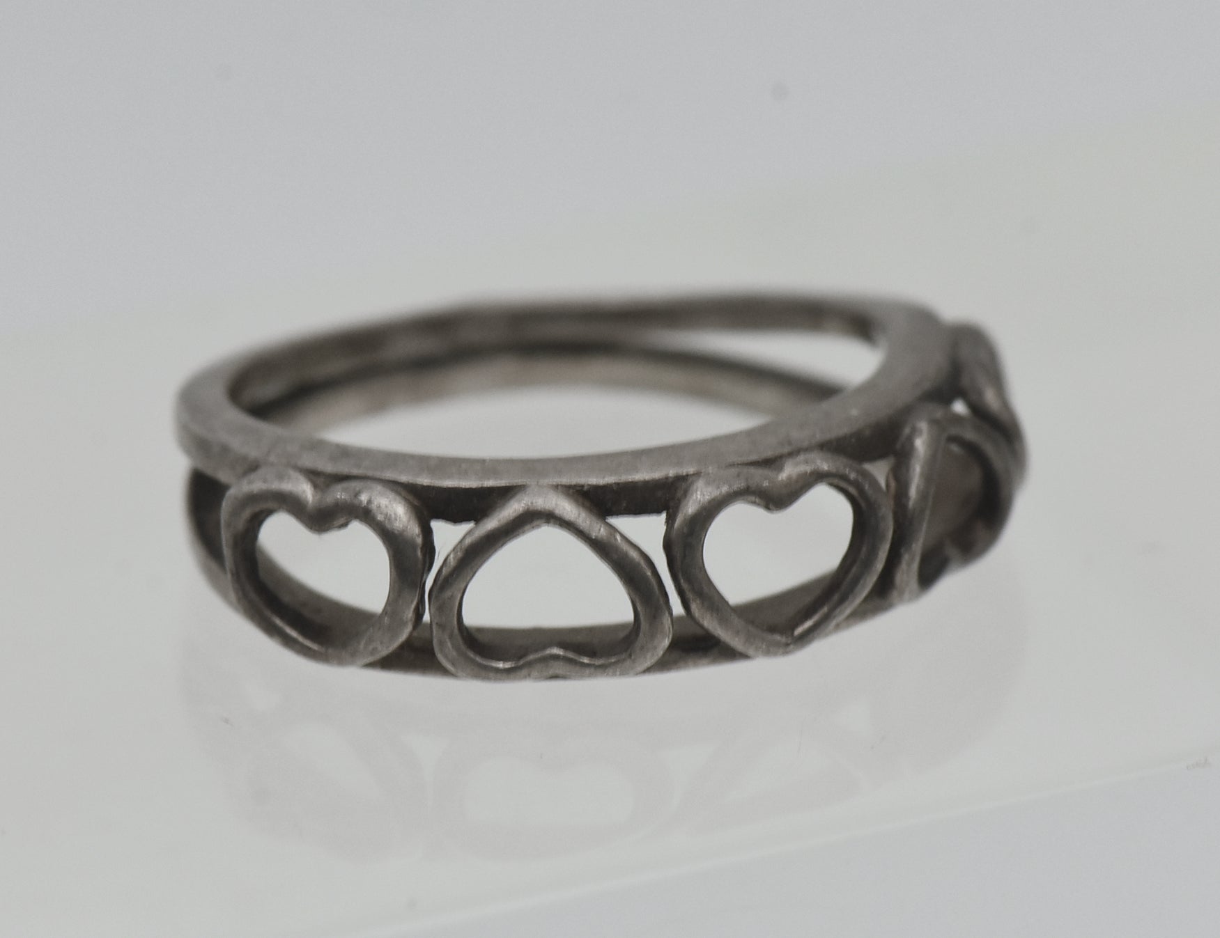 Vintage Handmade Sterling Silver Hearts Ring - Size 6.5