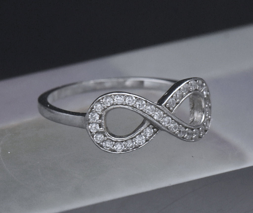 Sterling Silver Infinity Symbol CZ Ring - Size 7.25