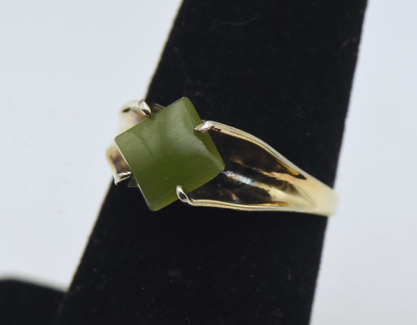 Vintage Gold Plated Sterlign Silver Jade Ring - Size 6.5