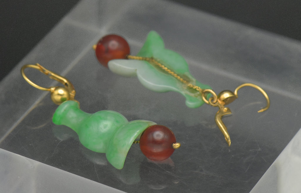 Vintage 14k Gold Carved Jade and Amber Earrings