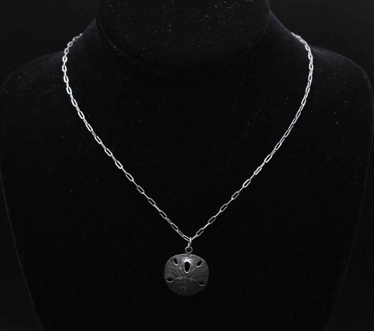 James Avery - Vintage 14K White Gold Sand Dollar Pendant on Sterling Silver Chain Necklace - 17"