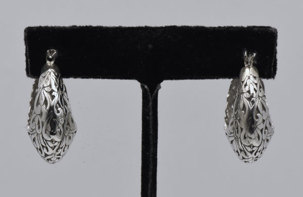 Jezlaine - Vintage Sterling Silver Pierced Design Hoop Earrings