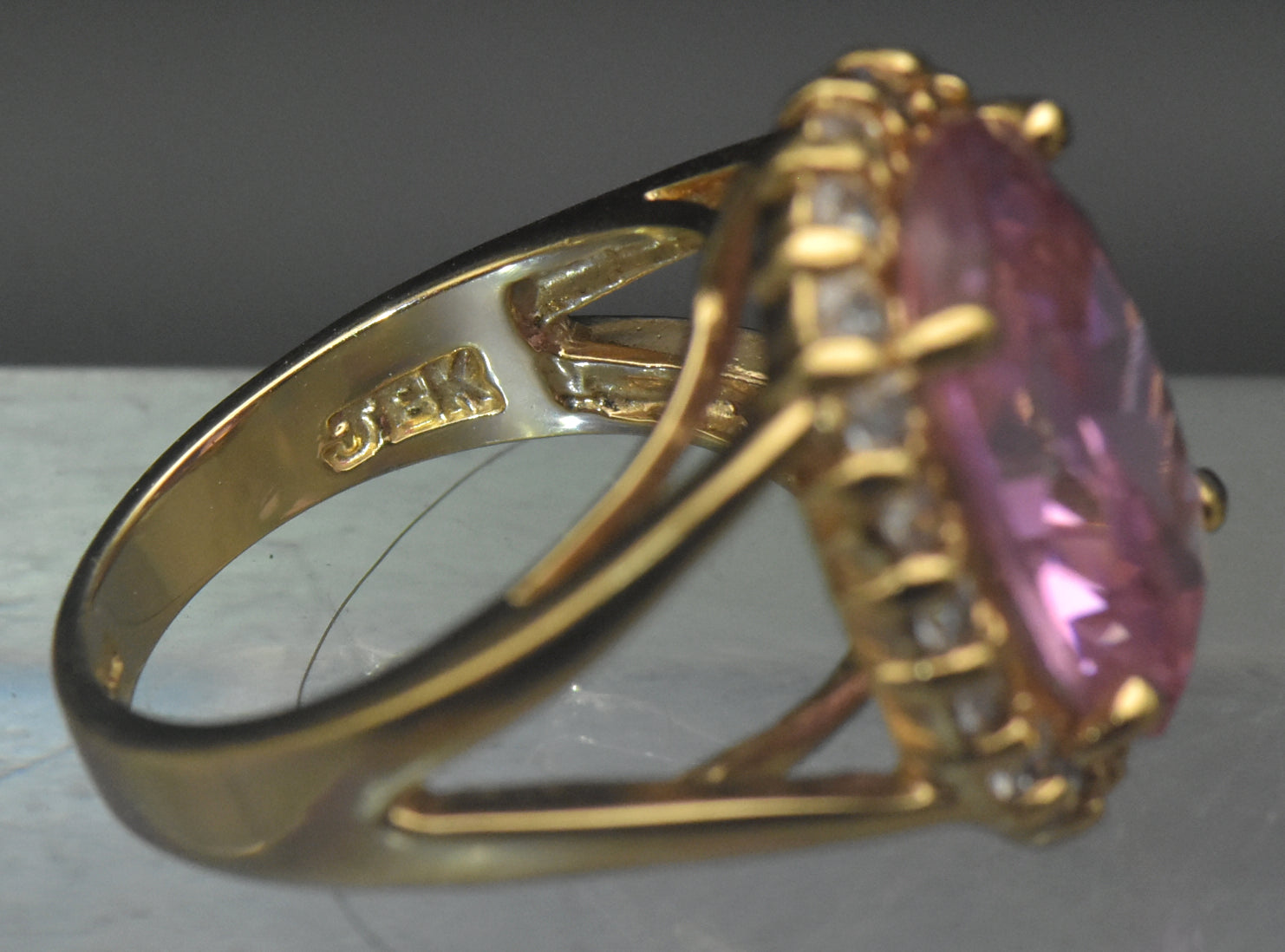 Vintage Jackie Kennedy Gold Plated Sterling Silver Pink Halo Ring - Size 7.25