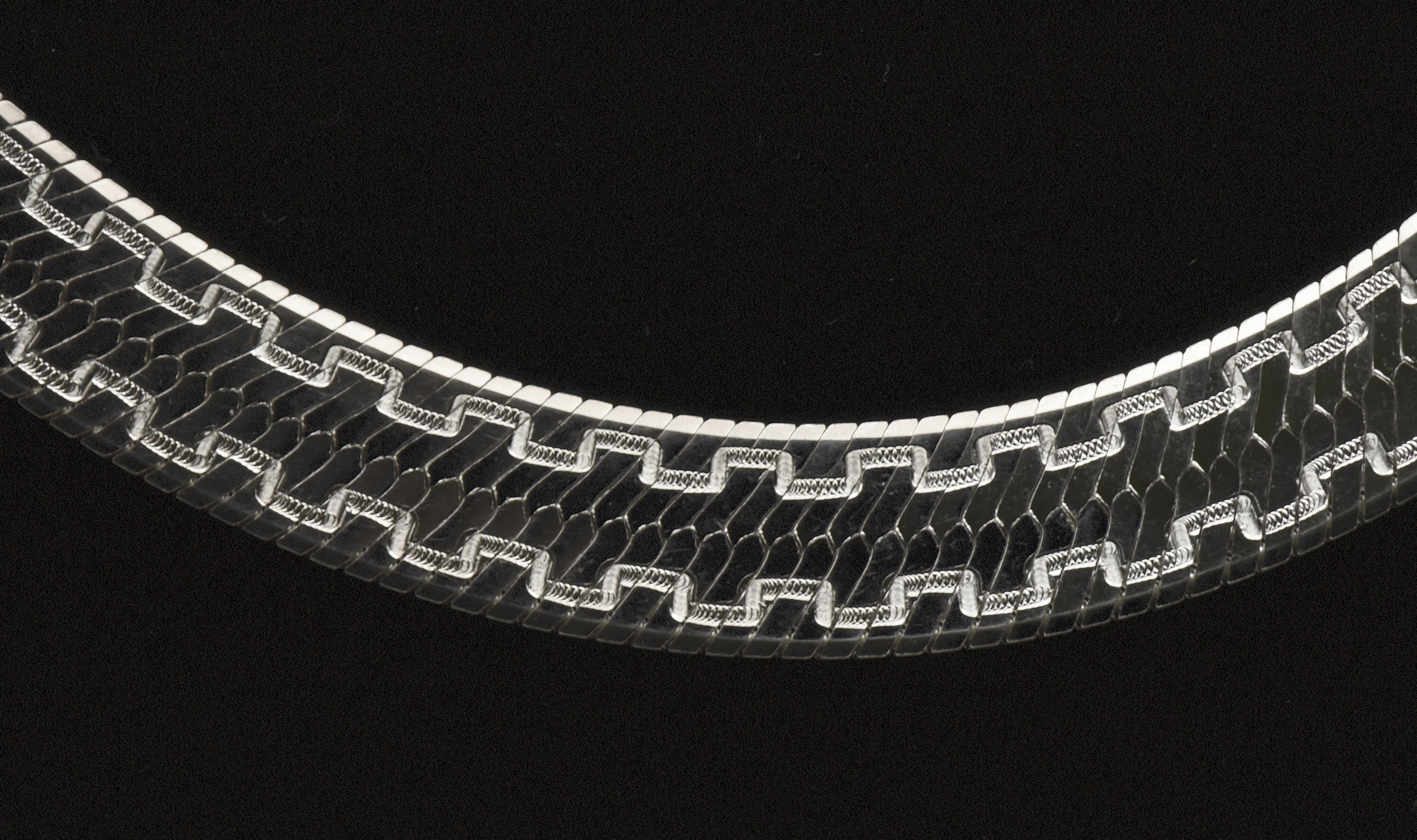 Milor - Vintage Sterling Silver Wide Herringbone Link Engraved Design Chain Necklace - 20"