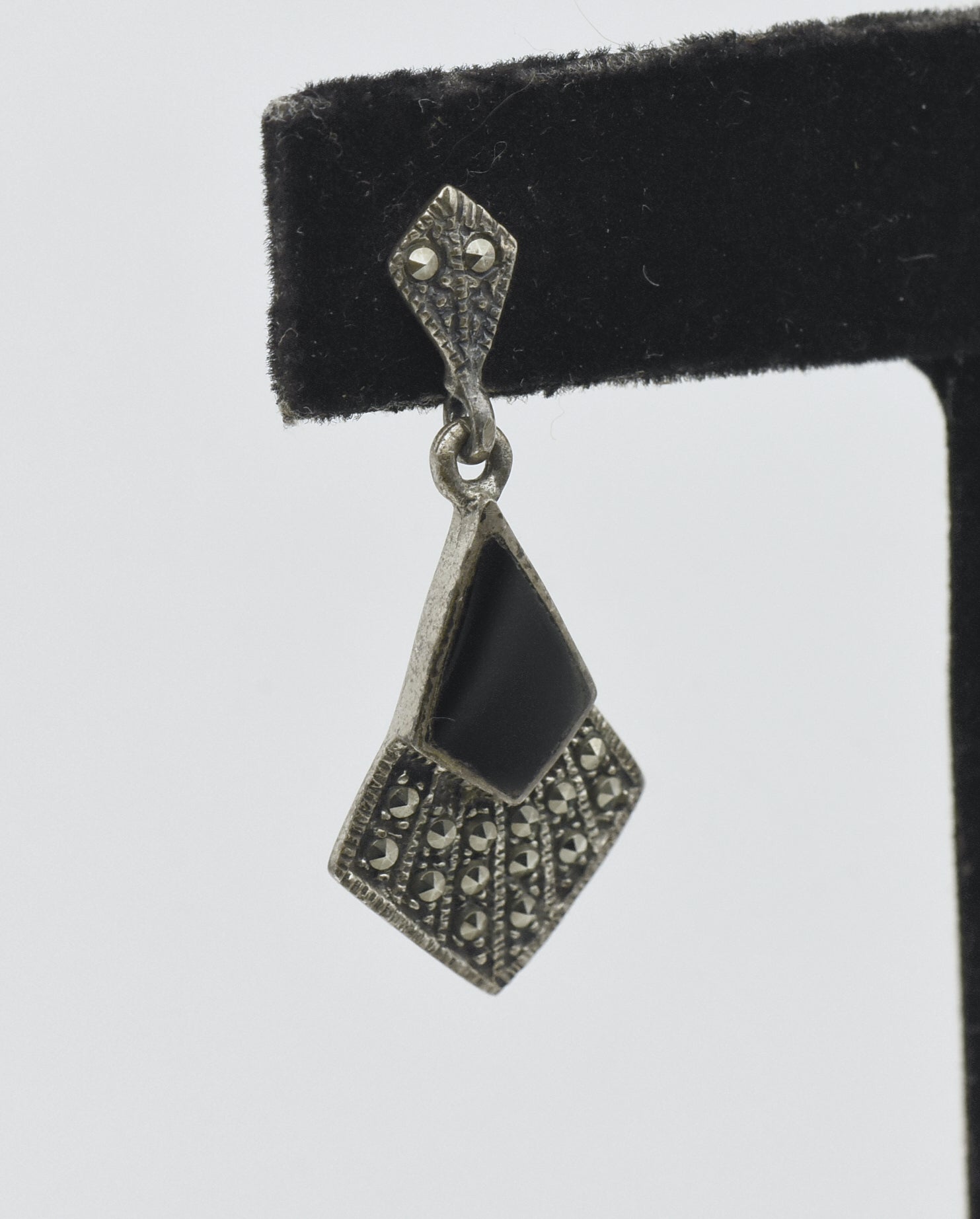 UNMATCHED Vintage Black Onyx and Marcasite Sterling Silver Earring