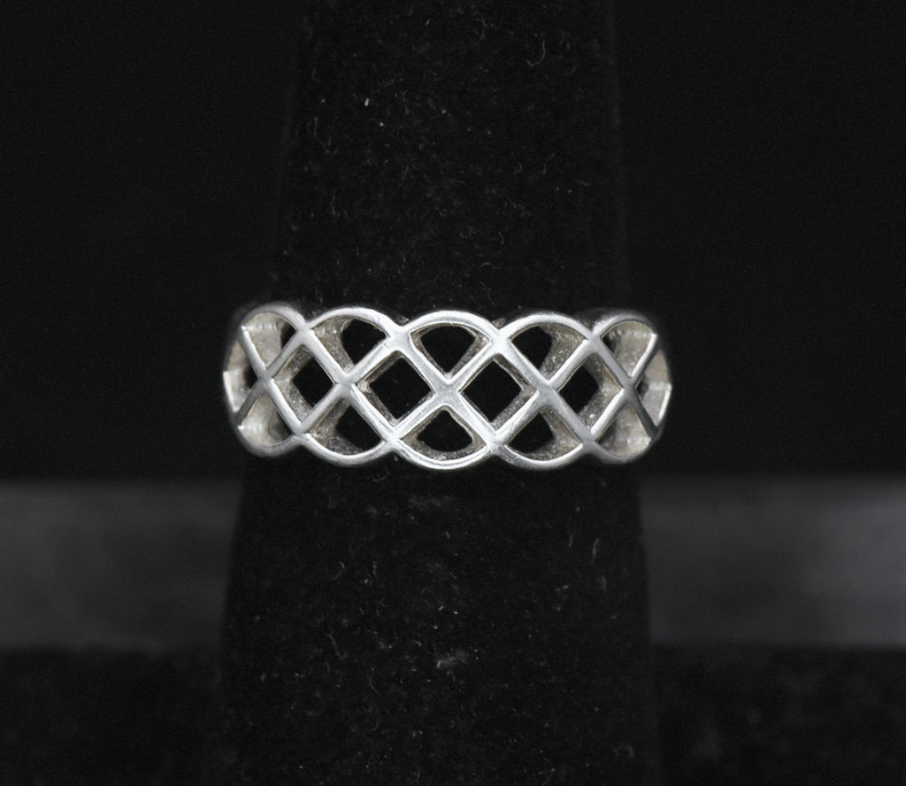 Vintage Sterling Silver Band - Size 6