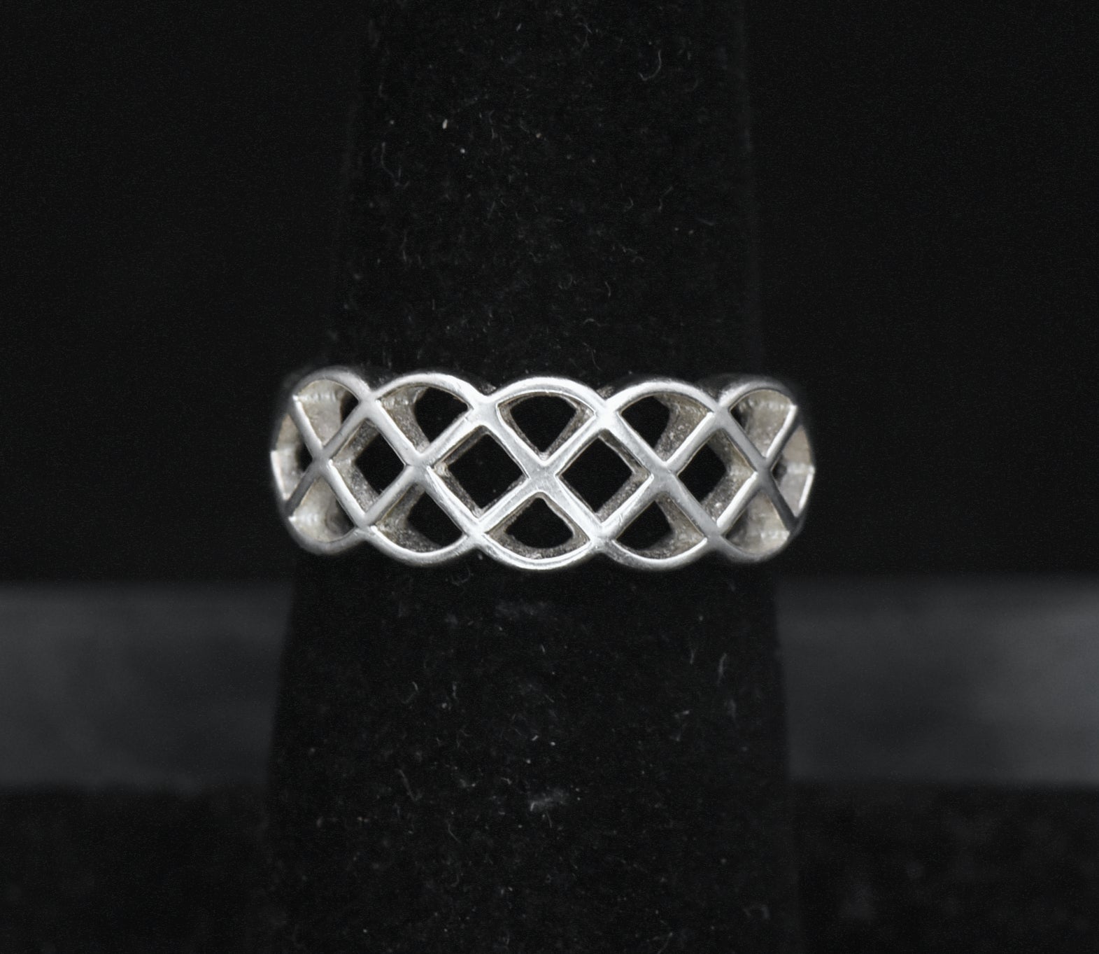 Vintage Sterling Silver Band - Size 6