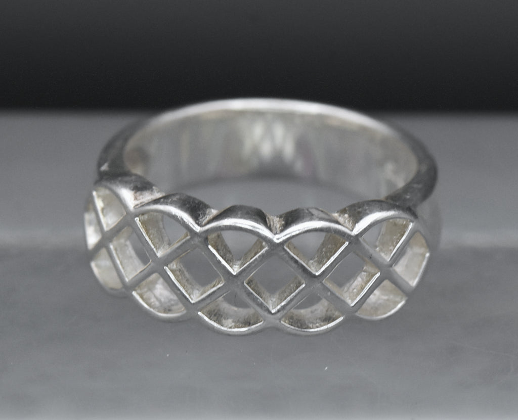Vintage Sterling Silver Band - Size 6