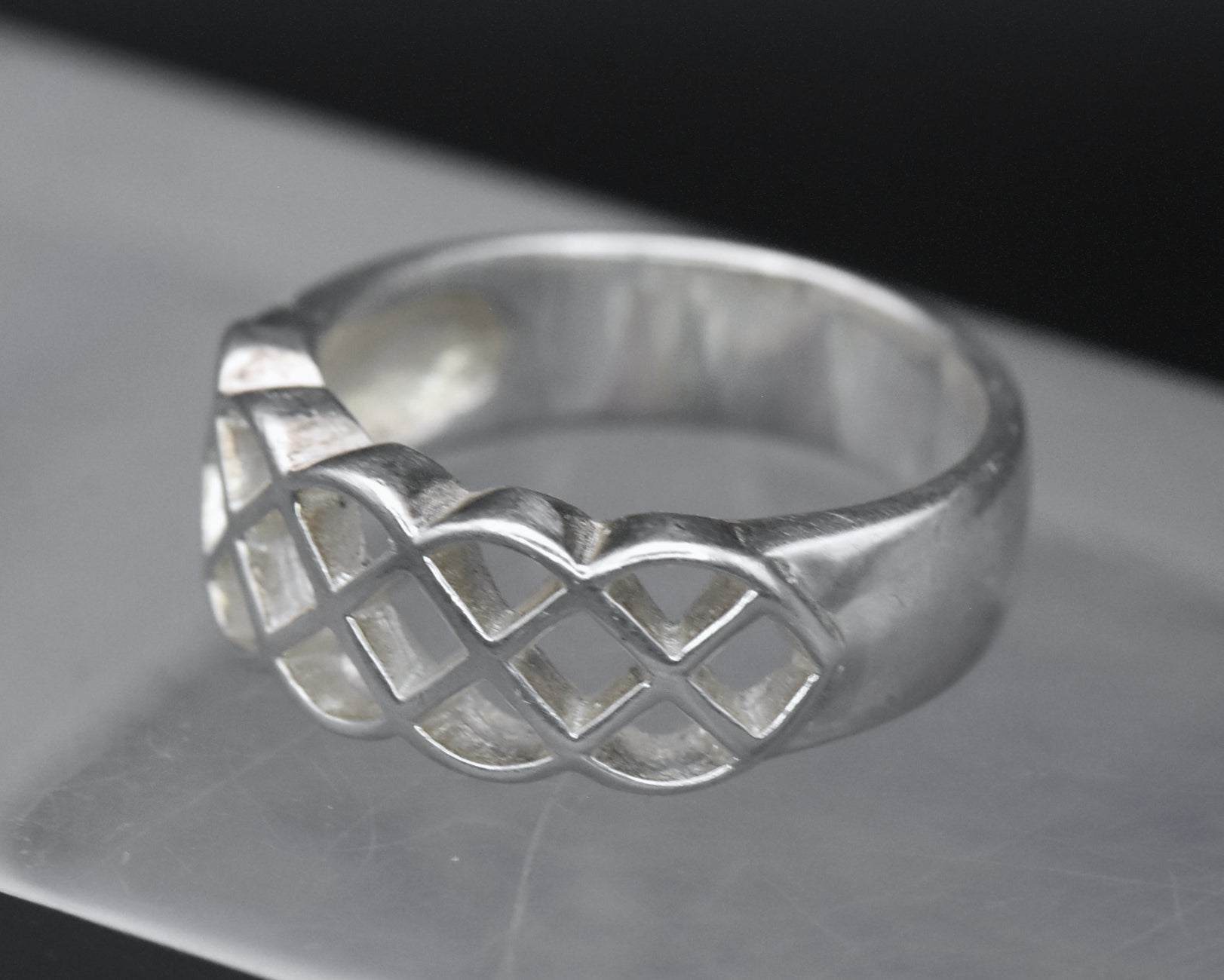 Vintage Sterling Silver Band - Size 6