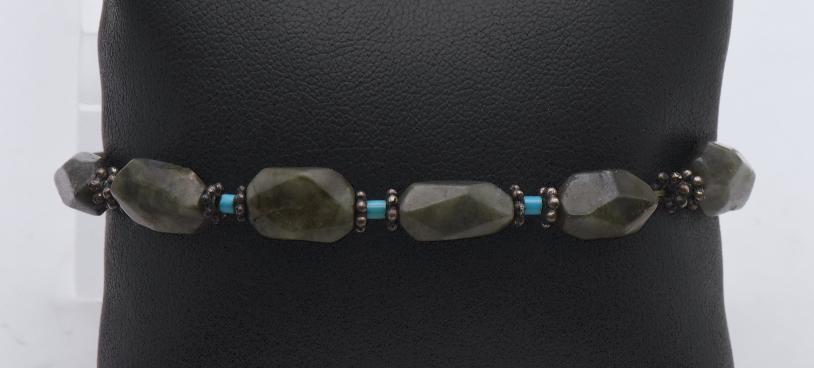 Labradorite Bead Stretch Bracelet