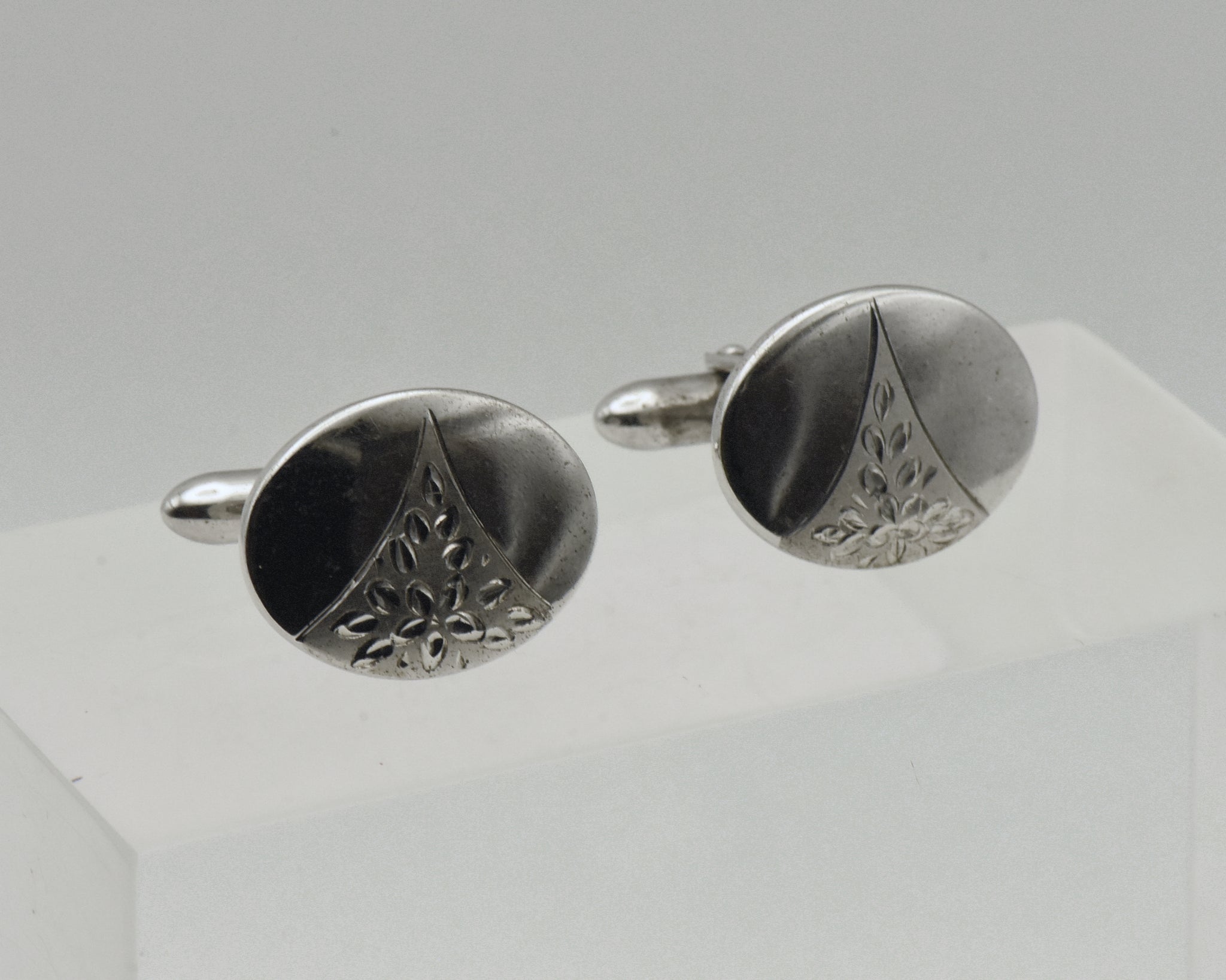 Lamode - Vintage Sterling Silver Cuff Links