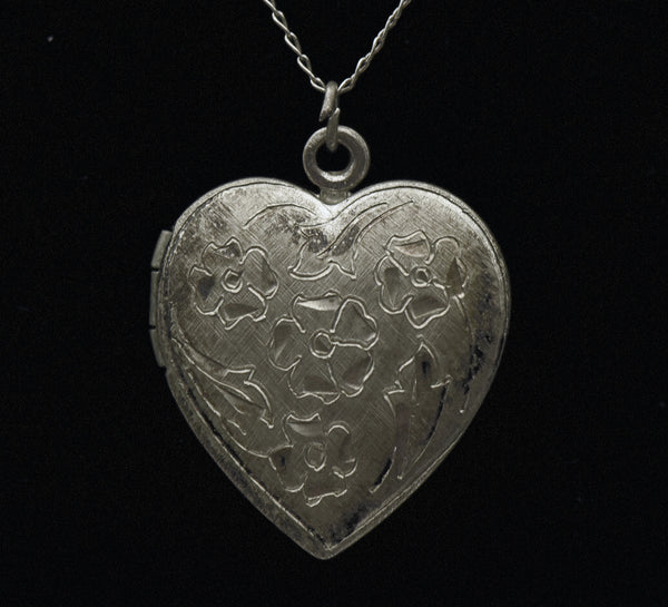 Vintage Engraved Heart Locket Pendant on 14K White Gold Chain Necklace - 19.5"