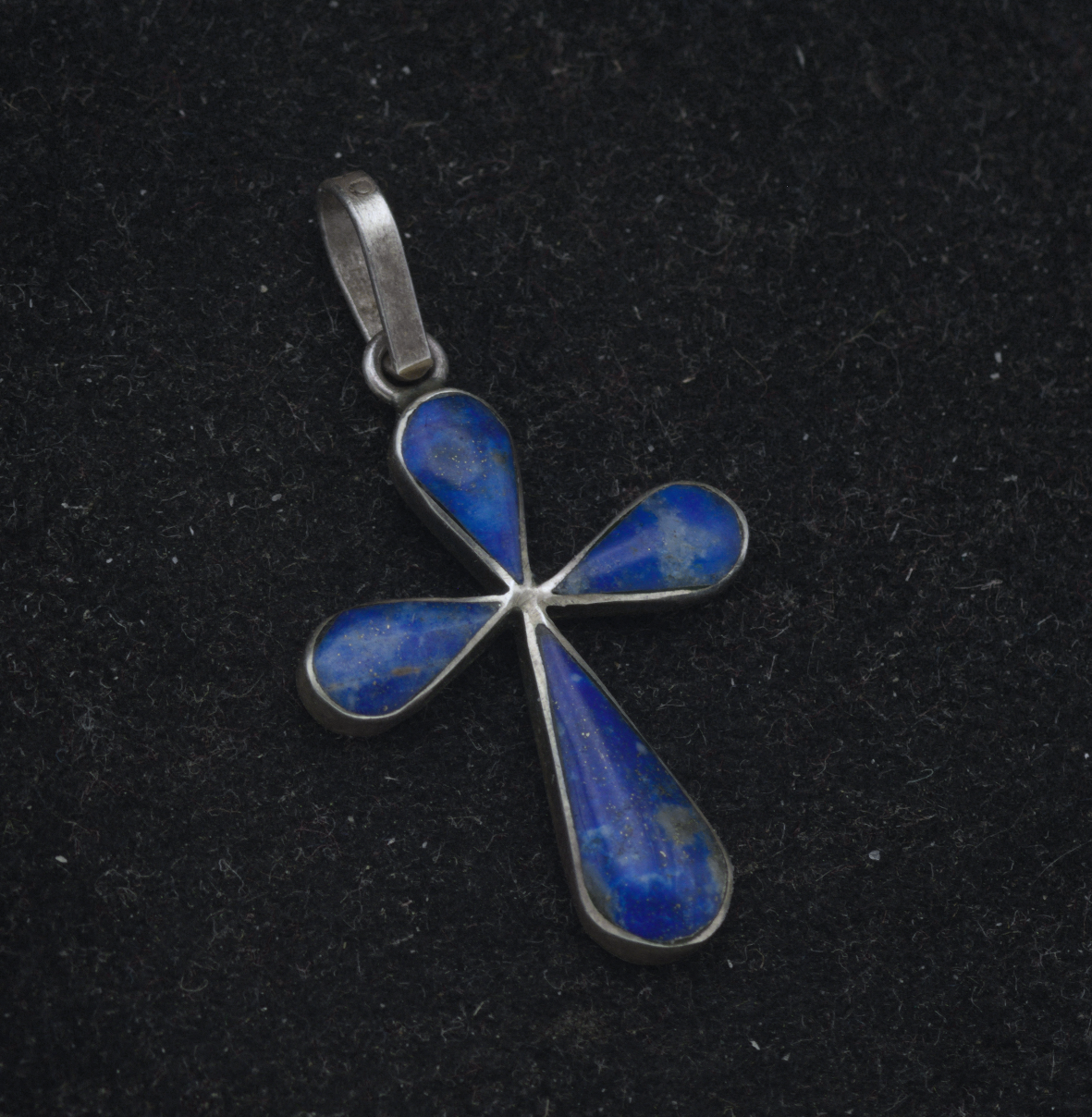 Vintage Handmade 980 Silver and Lapis Lazuli Cross Pendant