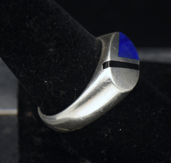 Vintage Sterling Silver Lapis Lazuli and Black Onyx Modern Design Ring - Size 9