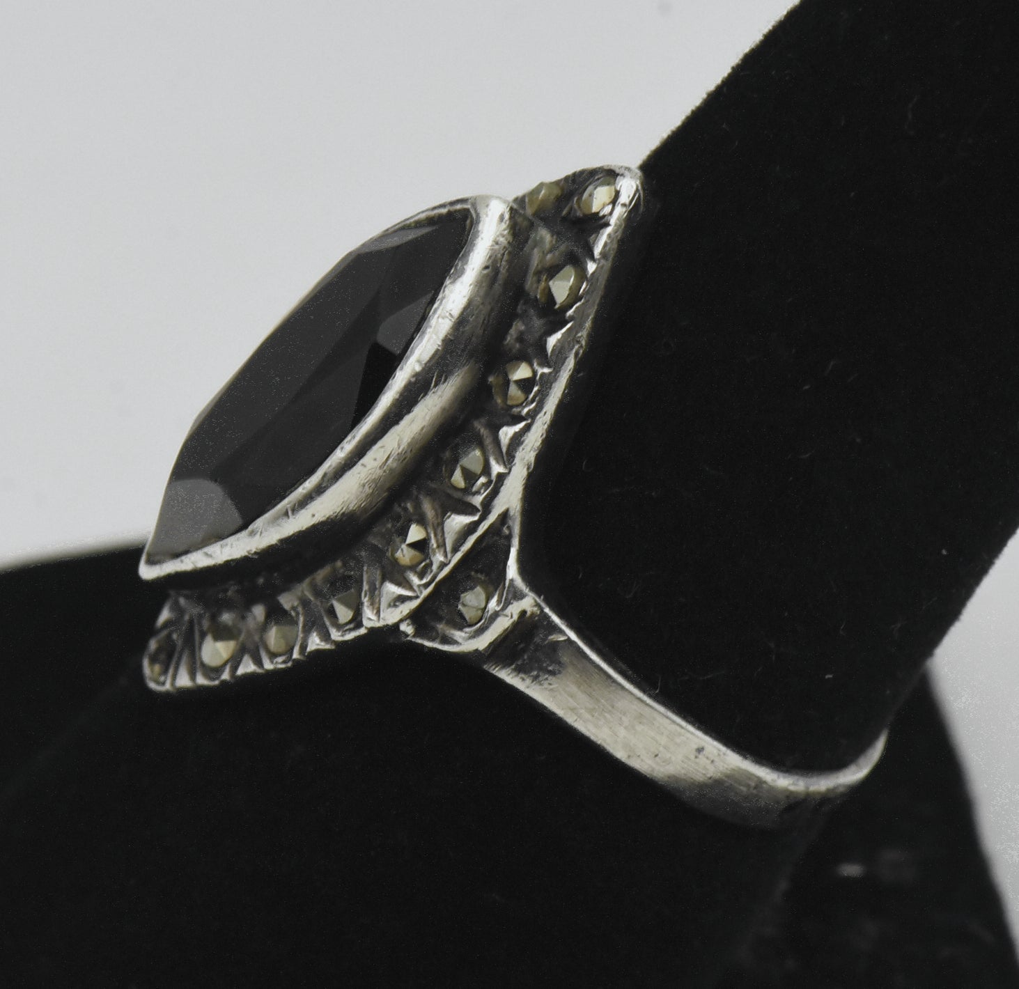 Vintage Sterling Silver Black Onyx and Marcasite Ring - Size 8