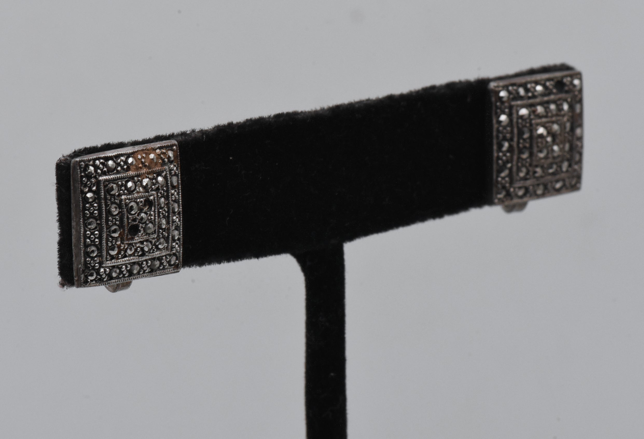 Vintage Sterling Silver Marcasite Screw Back Earrings - Missing Stones