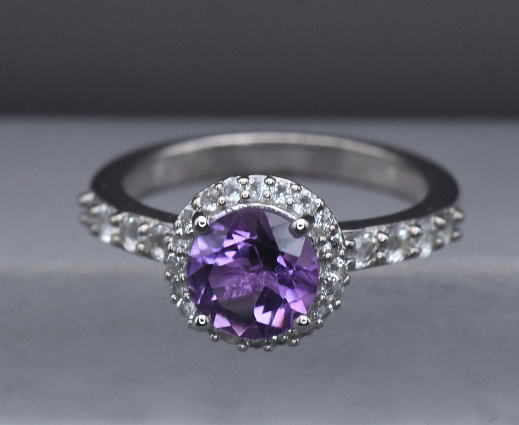 Vintage Amethyst Sterling Silver Ring - Size 6