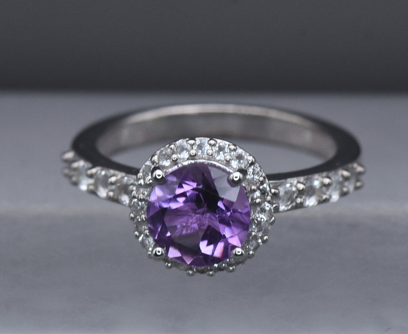 Vintage Amethyst Sterling Silver Ring - Size 6