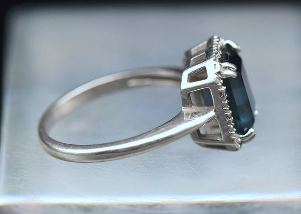 Vintage Blue Topaz and Diamonds Sterling Silver Ring - Size 8