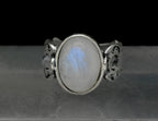 Vintage Sterling Silver Moonstone Ring - Size 7