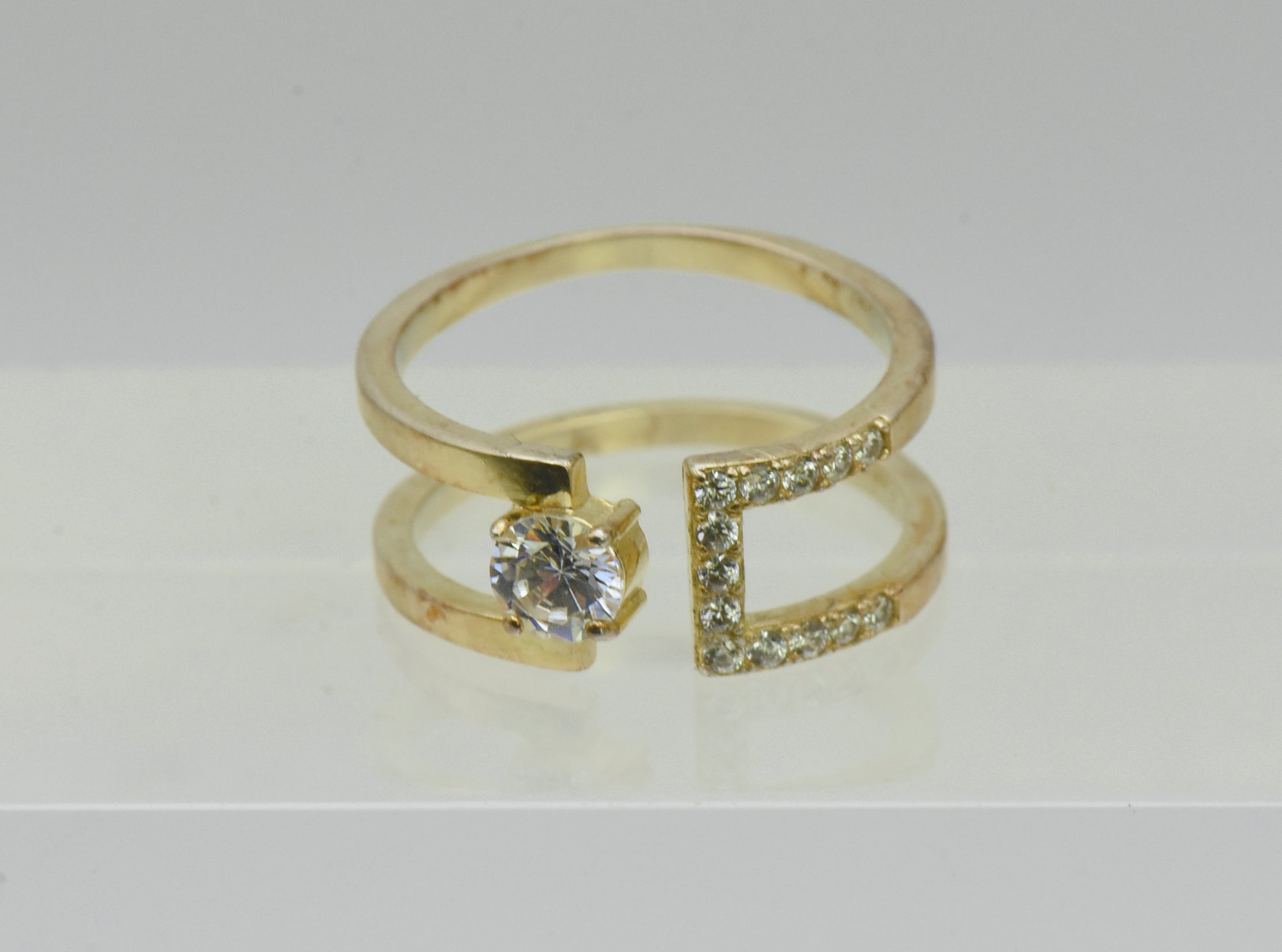 Vintage Unique Modern Design Gold Tone Sterling Silver CZ Ring - Size 8